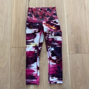 Lulu lemon Athletica crop leggings